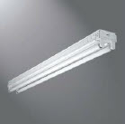 8TSSF 132 UNV EL4 EB81 U 8' STRIP W/EM